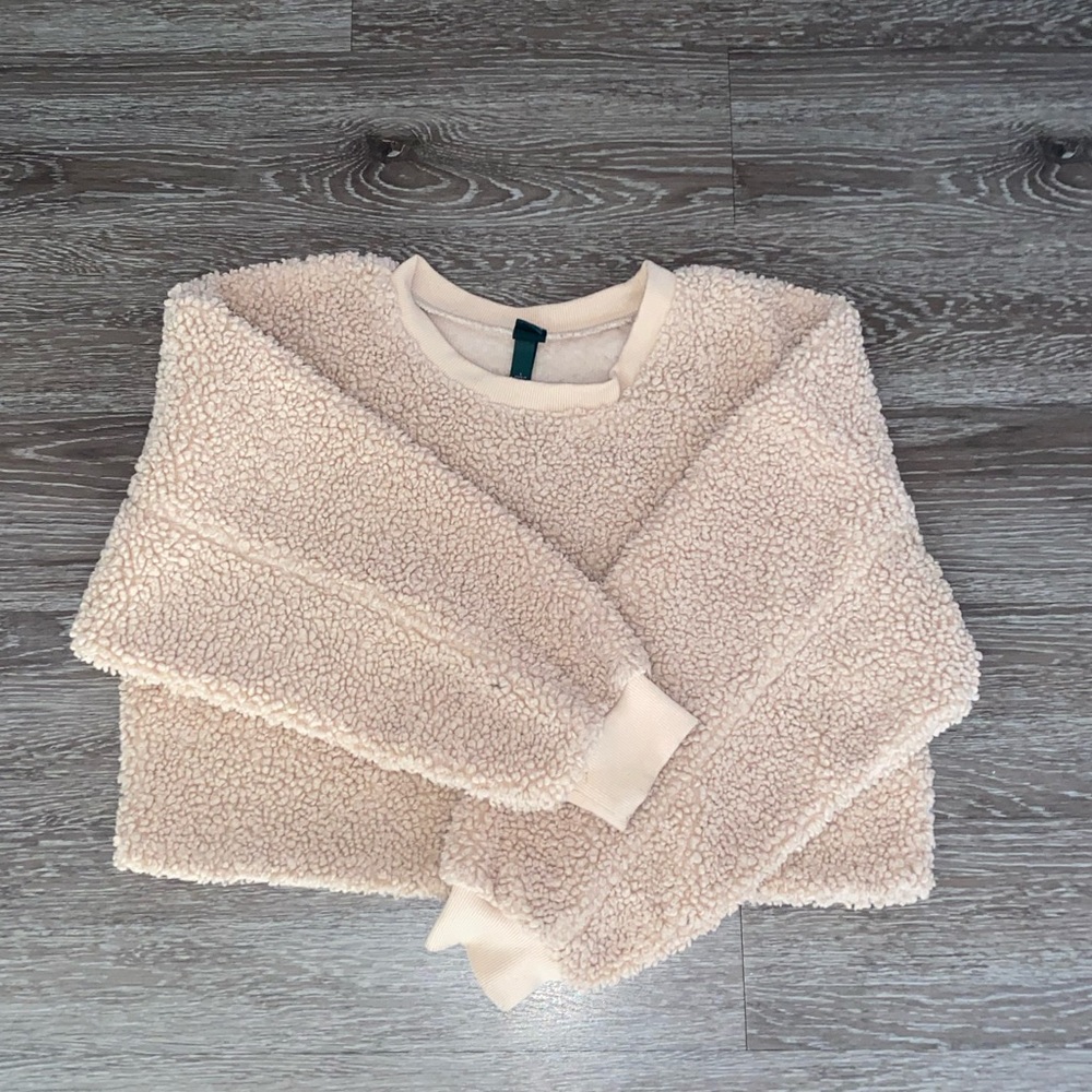 Teddy Bear Sweatshirt 🤎